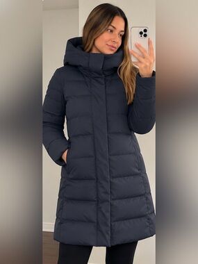 UNIQLO Women’s Navy Down Puffer Coat Hooded Winter Jacket Size M